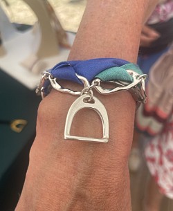 Bracelet cordon Liberty tressé à la main . Plusieurs couleurs